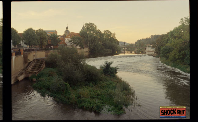Geschossen auf Silbersalzfilm 500T + aufgesetztem 85b Filter. Belichtet wurde auf ISO 500.