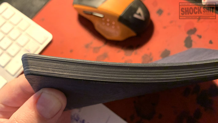 Blauer Buchblockvorderschnitt. Sieht echt schick aus.