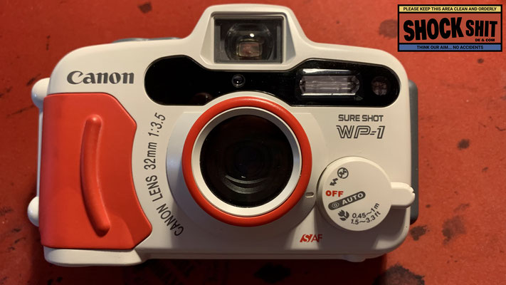 Canon Sure Shot WP-1, Batteriewechsel und Gummipflege Sucherkamera