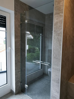 Glasdusche - Nischendusche - © Glaserei Allgäuer