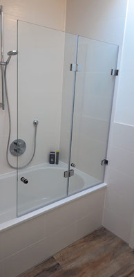 Badewannenabtrennung - © Glaserei Allgäuer