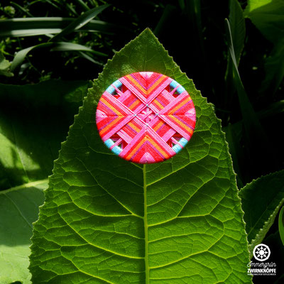 Posamentenknopf-Anhänger | Ø 52 mm | Material: Baumwolle, Aluminium