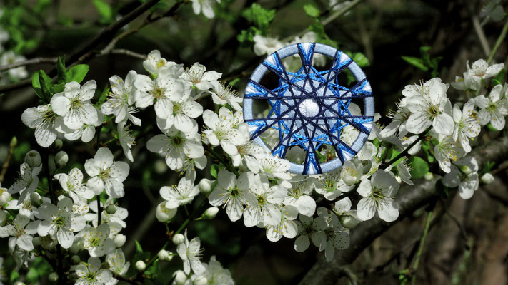 Zwirnknopf-Anhänger | Ø 52 mm | Material: Baumwolle, Aluminium