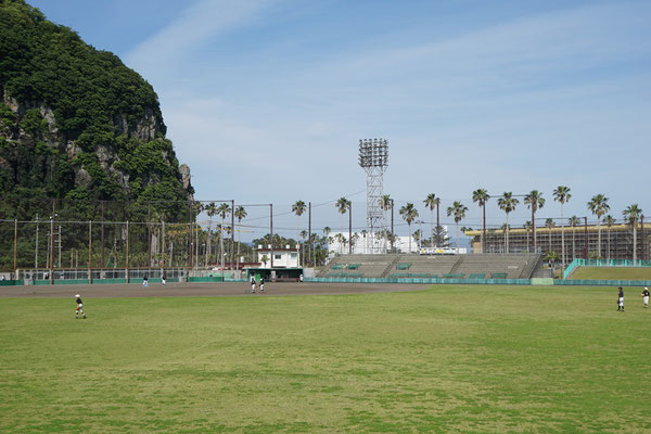 鹿児島ヤングヒーローズ　VS　神村学園女子硬式野球部