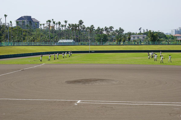 鹿児島ヤングヒーローズ　VS　神村学園女子硬式野球部