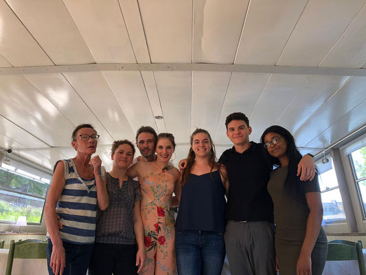 Internship on a restaurant boat