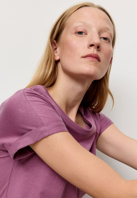 101021-803_4 recolution T-Shirt Cayenne dark tulip 
