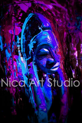 Lila Ghana Figur, 2013, 2 : 3 Format