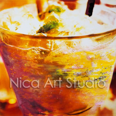 Drink, 2017, 20 x 20 cm, Fotografie mit Ölfarbe