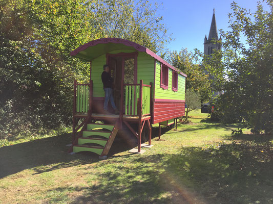 bureau de jardin avec toilette