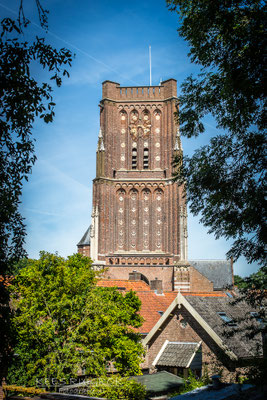 De Sint-Martinuskerk aan de Kerkstraat in Woudrichem