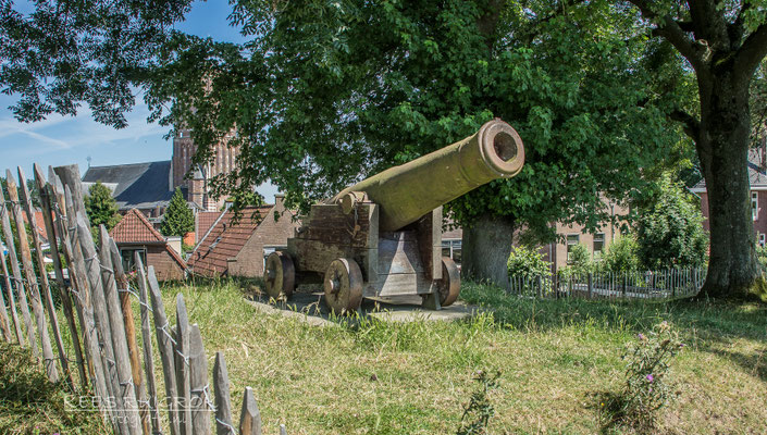 Eén van de kanonnen op de wal van Woudrichem