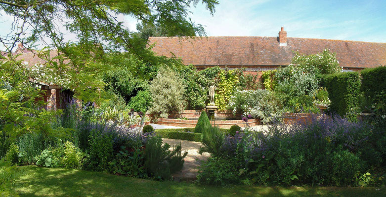 Birlingham rare plant day at Birlingham House