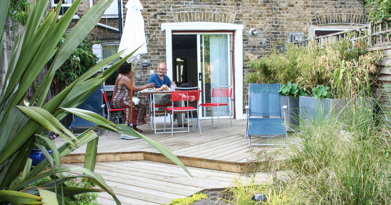 June in Peckham, staying with John & Jenny