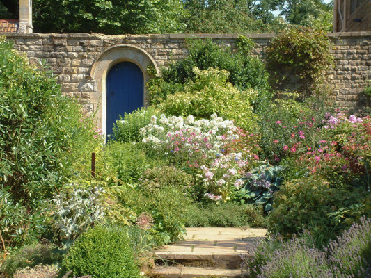 Kiftsgate garden with Beryl & Ivan