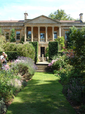 Kiftsgate garden with Beryl & Ivan