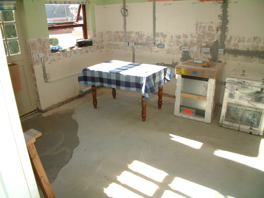 Huxleys Barn, hall & kitchen refit