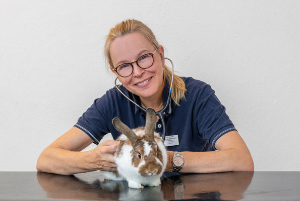 Dr. Anette Gerhardt-Pischitzis Fachtierärztin für Kleintiere
