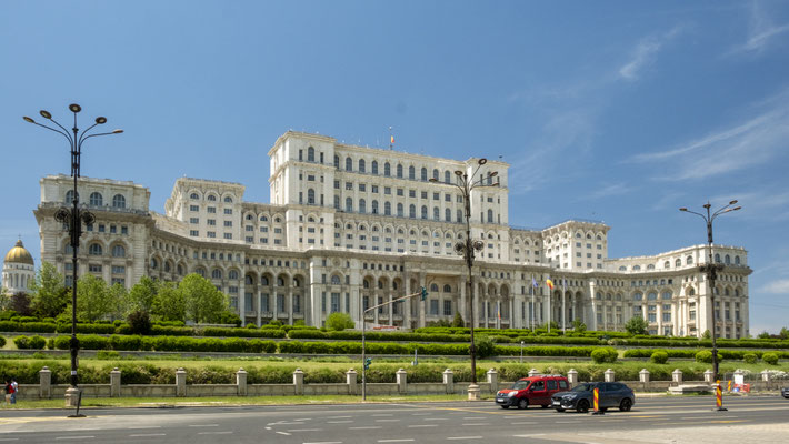 Justiz Palst von Nicolae Ceausescu. Das 2 größte Gebäude der Welt.