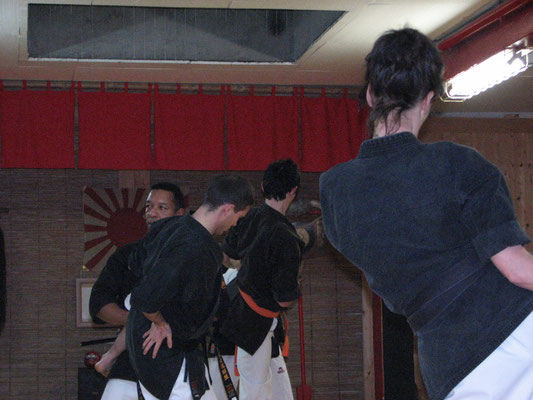 Karaté, Self Défense, Kobudo, Ju Jitsu © Frédéric Dupertout – Les Ecoles Bushido