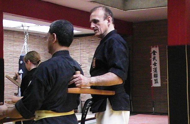 Karaté, Self Défense, Kobudo, Ju Jitsu © Frédéric Dupertout – Les Ecoles Bushido