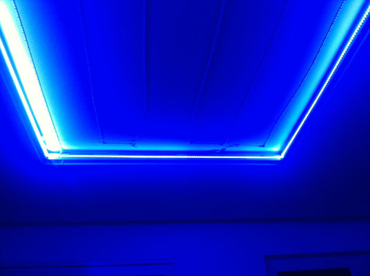 Lichtdecke Lichtband LED RGB Vogel Spanndecke