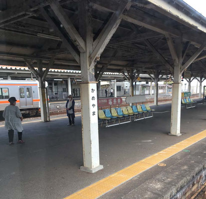 JR名古屋→関西本線快速（JR東海）→亀山