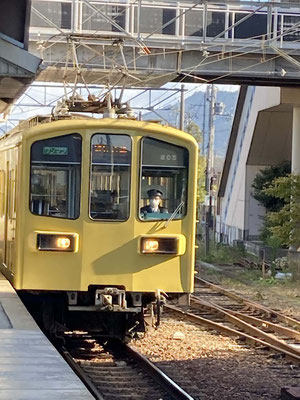 近江八幡駅　入線