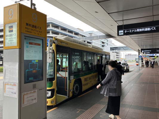 朝から晩まで5分おきに運行、一体何人の運転手さんがいるのだろう…!?
