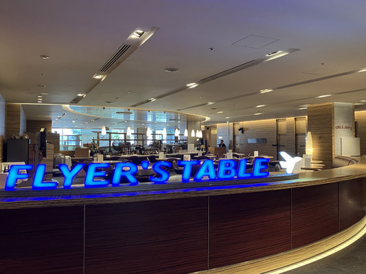 ホテルレストランでブランチ