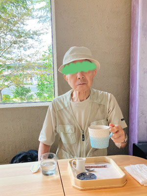 近所の新しいカフェ
