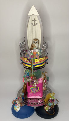140 POPE  10cm x 13cm x 52cm  Mixed Media  2022