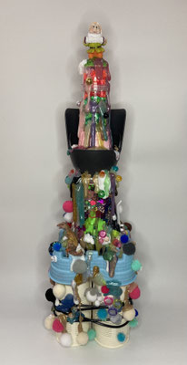 142 Pop Idle  19cm x 19cm x 60cm  Mixed Media  2022