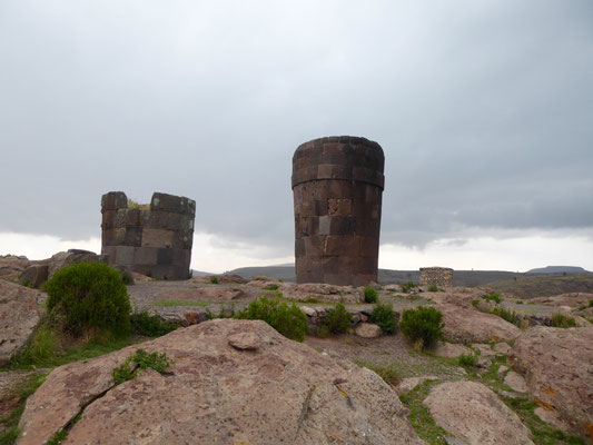 mit den berühmten Grabtürmen von Sillustani