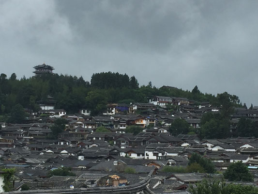 Blick auf die Altstadt von Lijiang