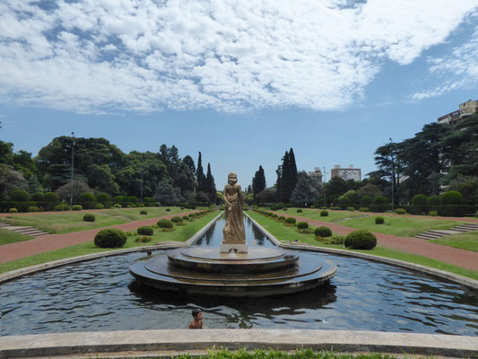 Der französische Garten im Parque de la Independencia