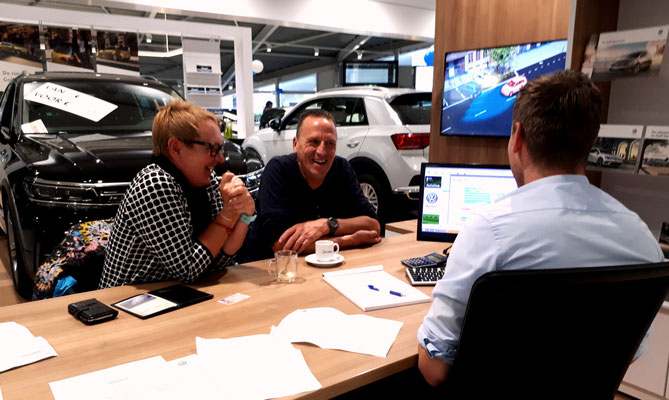 Automotive Sales Event bij Auto Borchwerf Roosendaal (Volkswagen-Audi-SEAT-ŠKODA) - 100 verkochte auto's in 1 weekend