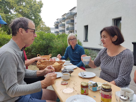 Frühstück mit Pfarrerin Anja Bode in der Paul Gerhard Gemeinde