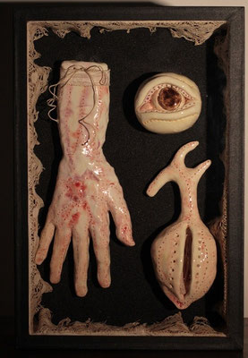 "Anatomie"  Boite céramique 38 X26X10cm 2015 collection privée 