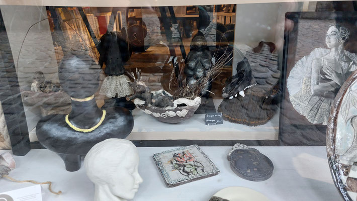 Vitrine atelier -Galerie 43, rue des teinturiers Avignon  2025 