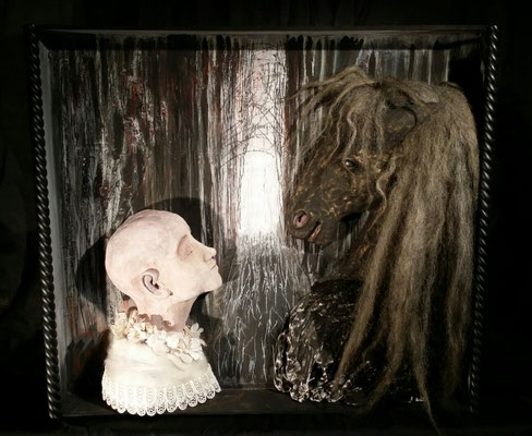 "Grand théâtre " 70 X 60 x 15 cm Création 2012 Collection privée 