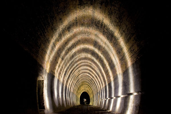 Tunnel / La Porte de l'Enfer