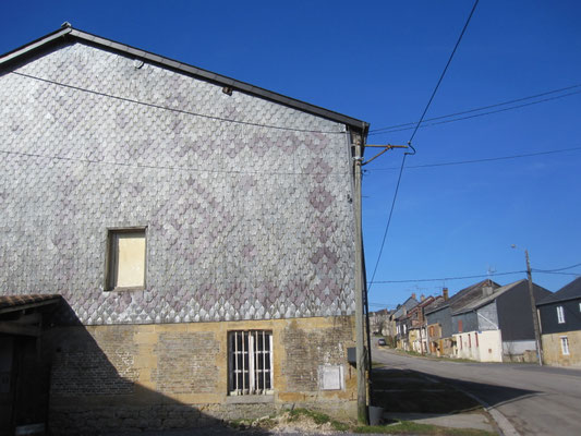 Motifs sur essentage d'ardoises