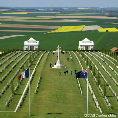 CASA Chambres d'hôtes Amiens-Corbie-Villers Bretonneux-B&B < Mémorial National Australien Villers-Bretonneux