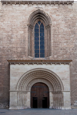 Romanisches Portal
