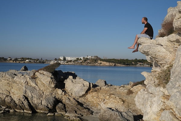 On the beach of Agios Dimitrios with perfect weather one day before Christmas.