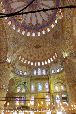 Die Blaue Moschee von innen