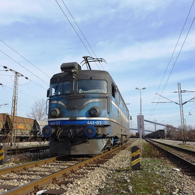 The train gets coal from the mine to the power station