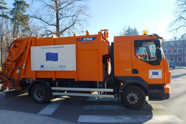 The EU sponosers the waste management. Not the onle project we have seen.