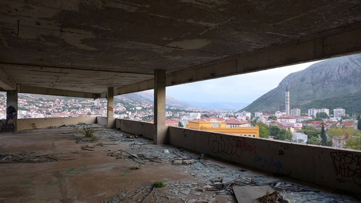 Auch das "Glashaus" wurde während dem Krieg zerstört. 